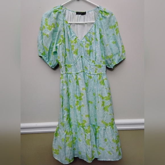 Vineyard Vines Small Floral Green and Blue Women's Dress - Picture 1 of 4